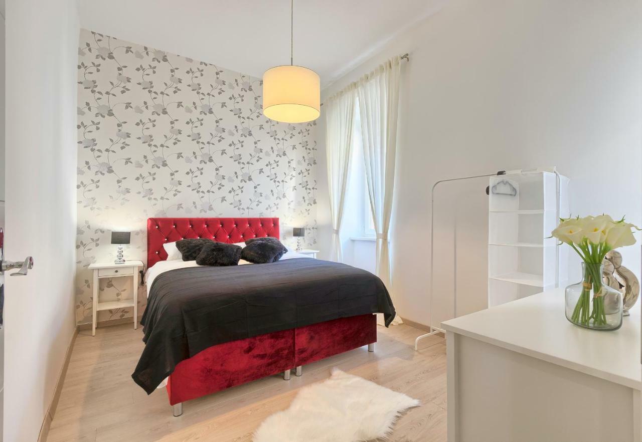 Hedone Luxury Apartment With Free Parking プーラ エクステリア 写真