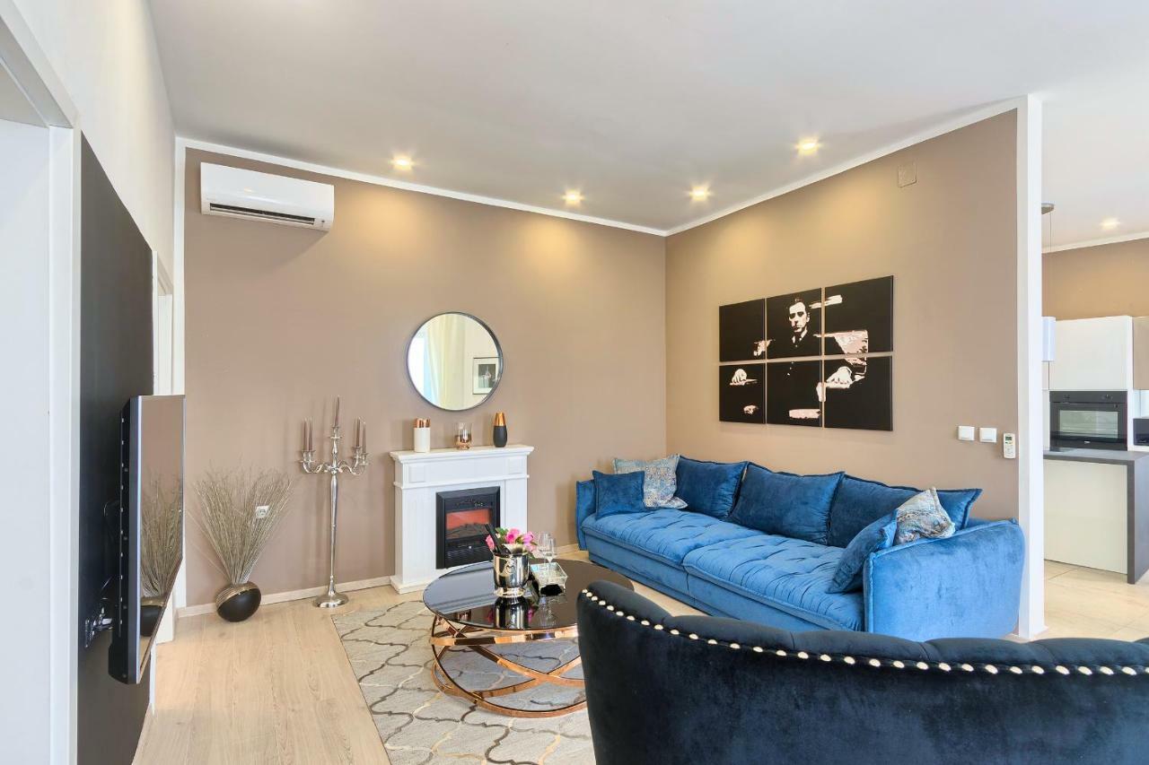 Hedone Luxury Apartment With Free Parking プーラ エクステリア 写真